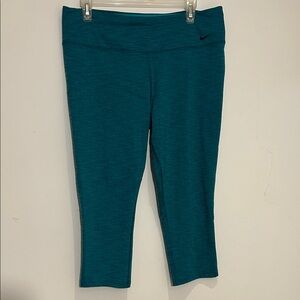 Nike Teal Cropped Leggings